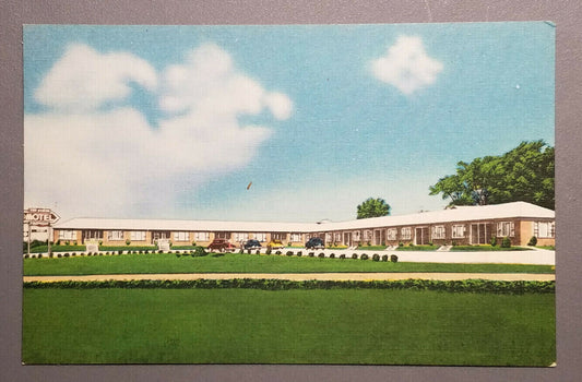 "Bob" Stanon Motel - Chillicothe, Missouri Postcard